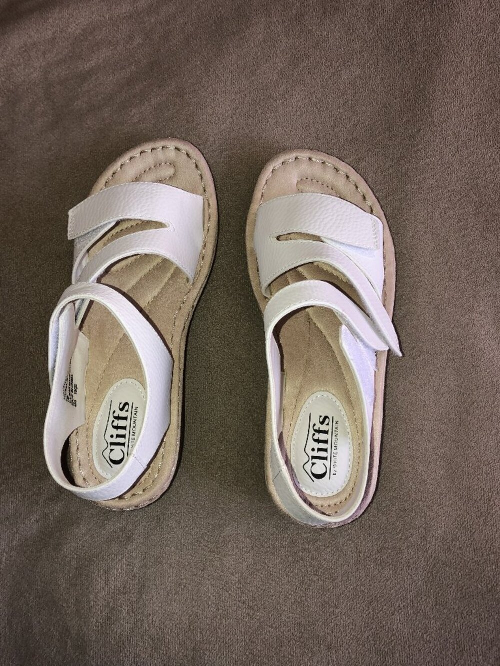 Cliffs by White Mountain Women's White Sandals